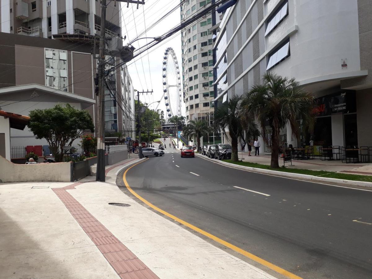 Otimo Apto. 180 Metros Do Mar Balneario Camboriu Luaran gambar